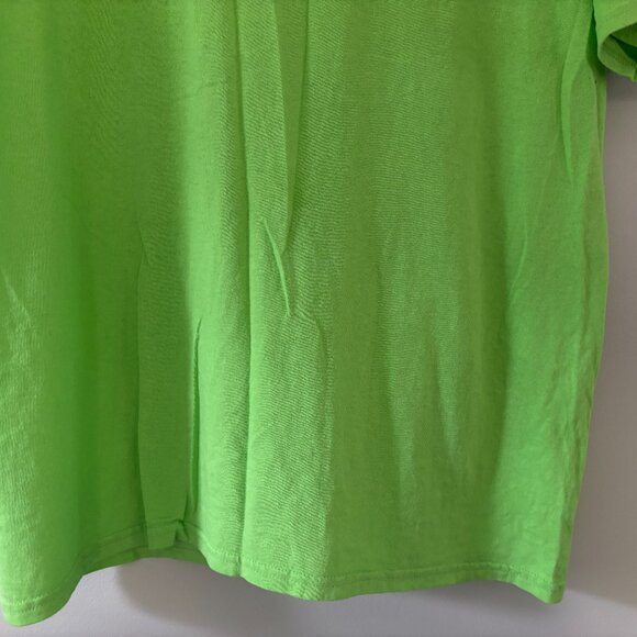 Trader Joe's HIbiscus Print T-Shirt - Picture 7 of 8